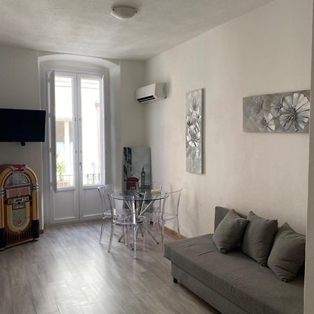 Apartment Cavour 68 Кальярі Екстер'єр фото